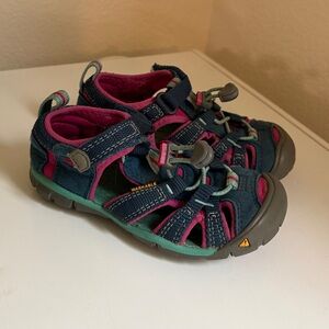 KEEN sandals girls 10